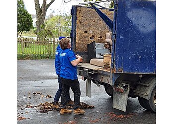 Lansing Junk Removal 1-800-GOT-JUNK? Lansing Central