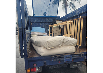 Riverside Junk Removal 1-800-GOT-JUNK? Riverside