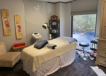 Austin Acupuncture 360 Jasmine Acupuncture &
Wellness Center