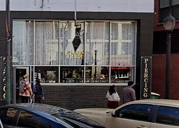 Athens Tattoo Shops 3 Ravens Tattoo & Piercing