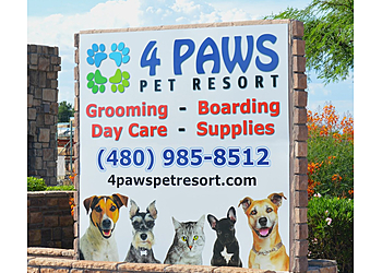 4 Paws Pet Resort Mesa Pet Grooming image 1