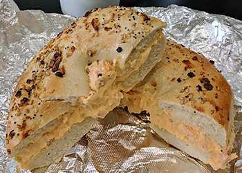 5 Borough Bagels Des Moines Bagel Shops image 1