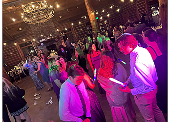 Lincoln Djs 5 Star Entertainment