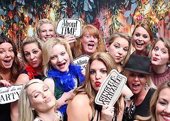 Memphis Photo Booth Companies 9 Photo 1 Booth