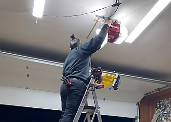 A1 Garage Door Service Peoria - Peoria, AZ Garage Door Repair - On-Site Service Image