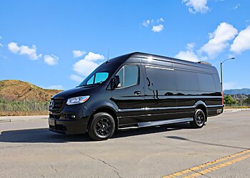 Oakland Limo Service A1 Golden Limousine