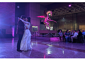 Akron Djs A Divine Time Wedding DJ Service