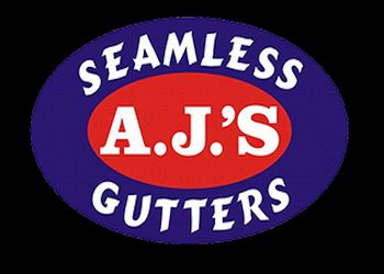Houston gutter cleaner AJ'S Seamless Gutters