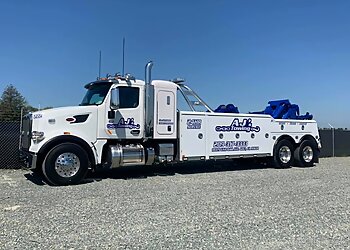 AJ’s Towing Sacramento Towing Companies image 1