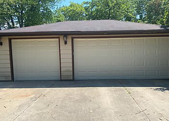 Milwaukee Garage Door Repair A.N.D Garage Door Service