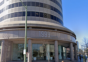 Oakland Immigration Lawyers Arash Yasrebi - YASREBI LAW