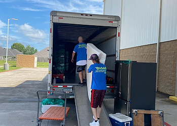 ASAP Movers & Piano Moving - Beaumont, TX Moving Companies - Team Working Image