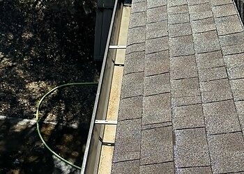 Round Rock Gutter Cleaners ATX Soft Wash