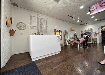 San Diego Beauty Salons Aaliyah's Beauty & Brows