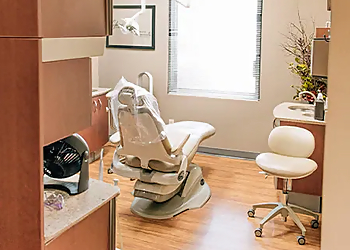 Glendale Dentists Aaron Laws, DMD - LAWS FAMILY DENTISTRY