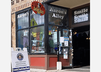 Aaron's Alley Rochester Gift Shops