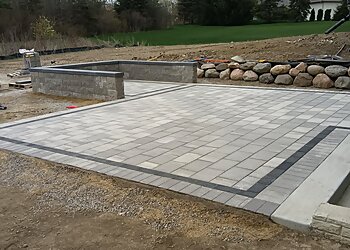 Ann Arbor Landscaping Companies Aaron's Lawn Care Inc.