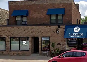 St Paul Orthodontists Abby Syverson, DMD - LAKESIDE ORTHODONTICS