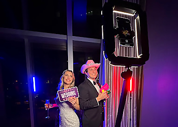 Ace Photobooth Rentals Ace Photobooth Rentals - Fort Lauderdale, FL Photo Booth Companies - Client Service Image