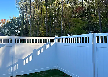 Evansville Fencing Contractors Ace & Sons Fence Co.