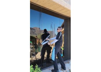 Mesa window cleaner Ace Window Cleaning