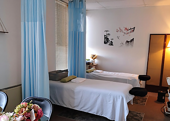 Acupuncture & Tea - St Paul, MN Acupuncture - Treatment Room Image