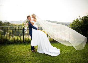 Pittsburgh Wedding Photographers Adam Michaels Photography