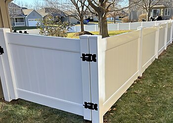 Omaha Fencing Contractors Advantage Fencing