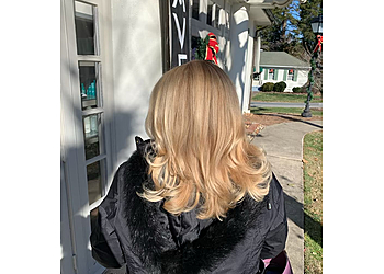 Winston Salem Beauty Salons Aeracura salon