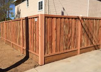 Roseville Fencing Contractors Aguilar Fence Inc.