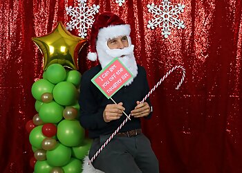 Bakersfield Photo Booth Companies AhhSnapShotz