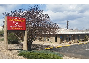 3 Best Veterinary Clinics in Lakewood, CO  Expert Recommendations