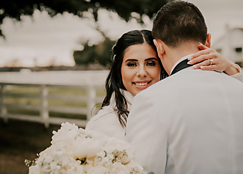 Alarcon Studios - Arlington, TX Wedding Photographers - Work Image