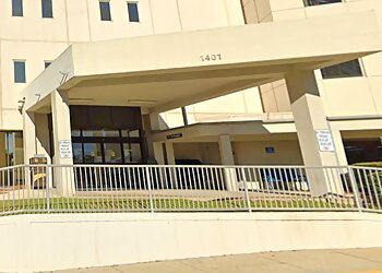 Tallahassee Neurosurgeons Albert Lee, MD - TALLAHASSEE NEUROLOGICAL CLINIC, P.A.