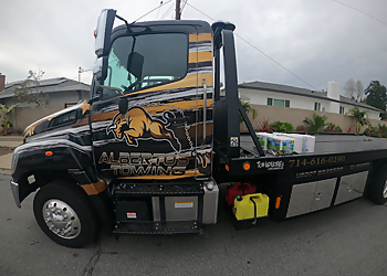 Alberto's Towing Alberto's Towing - Santa Ana, CA Towing Companies - Truck Image