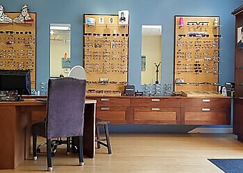 Oakland Eye Doctors Alex Lukens, OD - EYEWISE OPTOMETRY