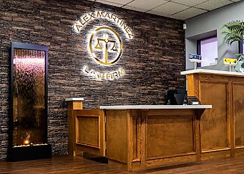 McAllen Medical Malpractice Lawyers Alex Martinez El Gallo De La Ley