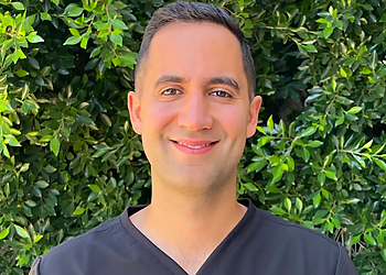 Alex Nourian, MD Alex Nourian, MD - Glendale, CA Urologists - Doctor Portrait Image