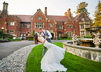 Bellevue Wedding Photographers Alex Studio