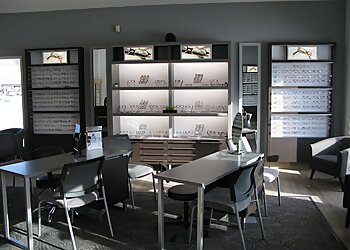 Akron Pediatric Optometrists Alexander Jones, OD - KENNEDY EYE CENTER