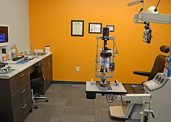 Alexander Kane, OD - PREMIER VISION CENTER - Springfield, IL Pediatric Optometrists - Treatment Room Image