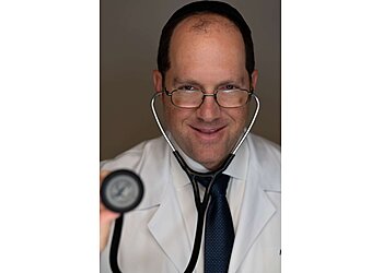 Alexander Lurie, MD Miami Endocrinologists image 1