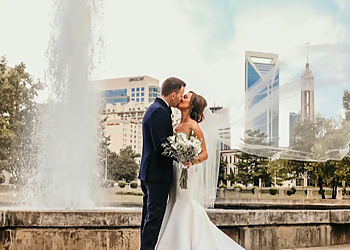 Alexander South NC Alexander South NC - Charlotte, NC Wedding Photographers - Professional Team Image