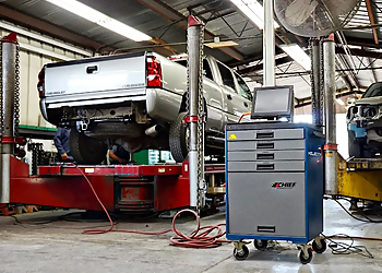 Visalia Auto Body Shops Alex's Paint & Body, Inc.