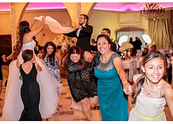 Brownsville Djs All About Entertainment in the RGV-Mobile DJ Service