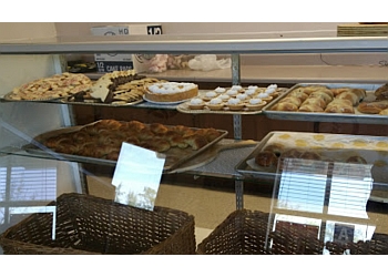 3 Best Bakeries In Bakersfield, CA - Expert Recommendations