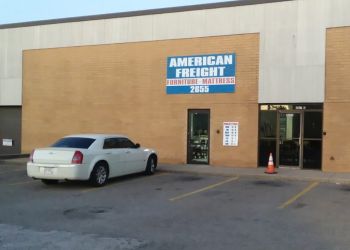 Akron furniture store American Freight Furniture