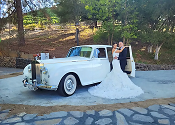 Oxnard Limo Service American Luxury Five Star Limousine