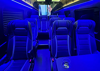 American Town Car - Beaverton, OR Limo Service - Business Gallery Image
