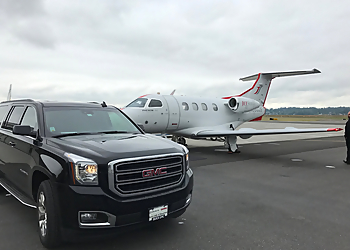 American Town Car - Beaverton, OR Limo Service - Car Image